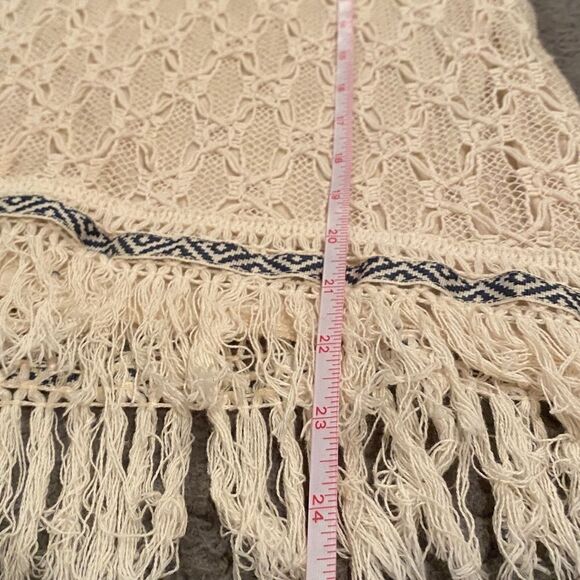 BKE Crocheted Top Size Medium Fringe Bottom Long Sleeve Lined - Picture 12 of 13